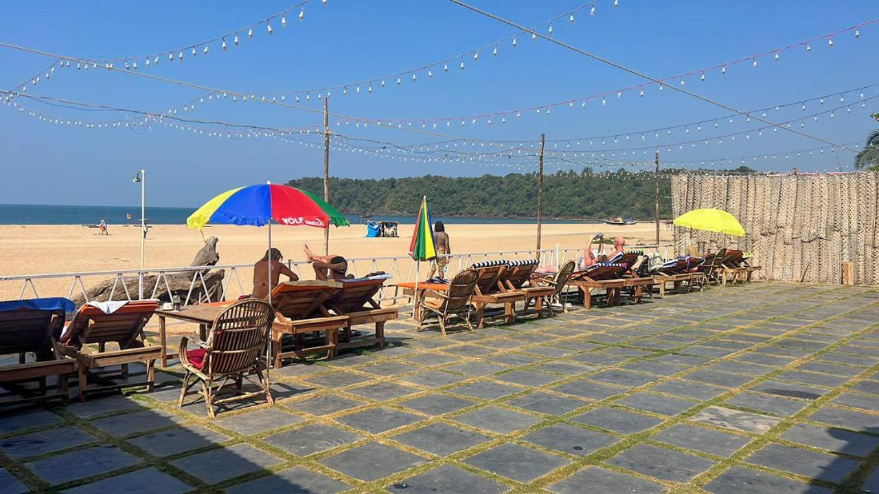 Отель Om Sai Beach Huts Агонда Экстерьер фото